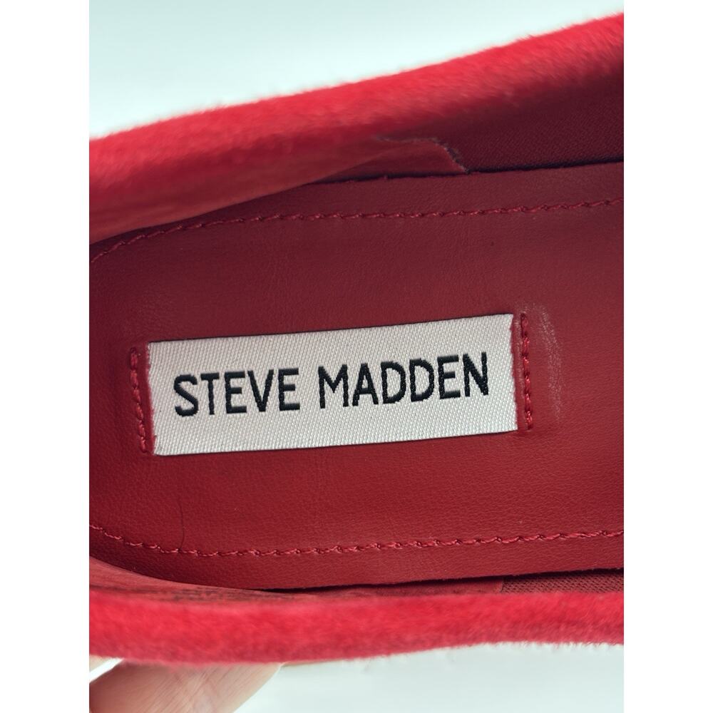 Steve Madden Suede Loafers Bright Red Size 9 Gold Horsebit Flats - Picture 11 of 16